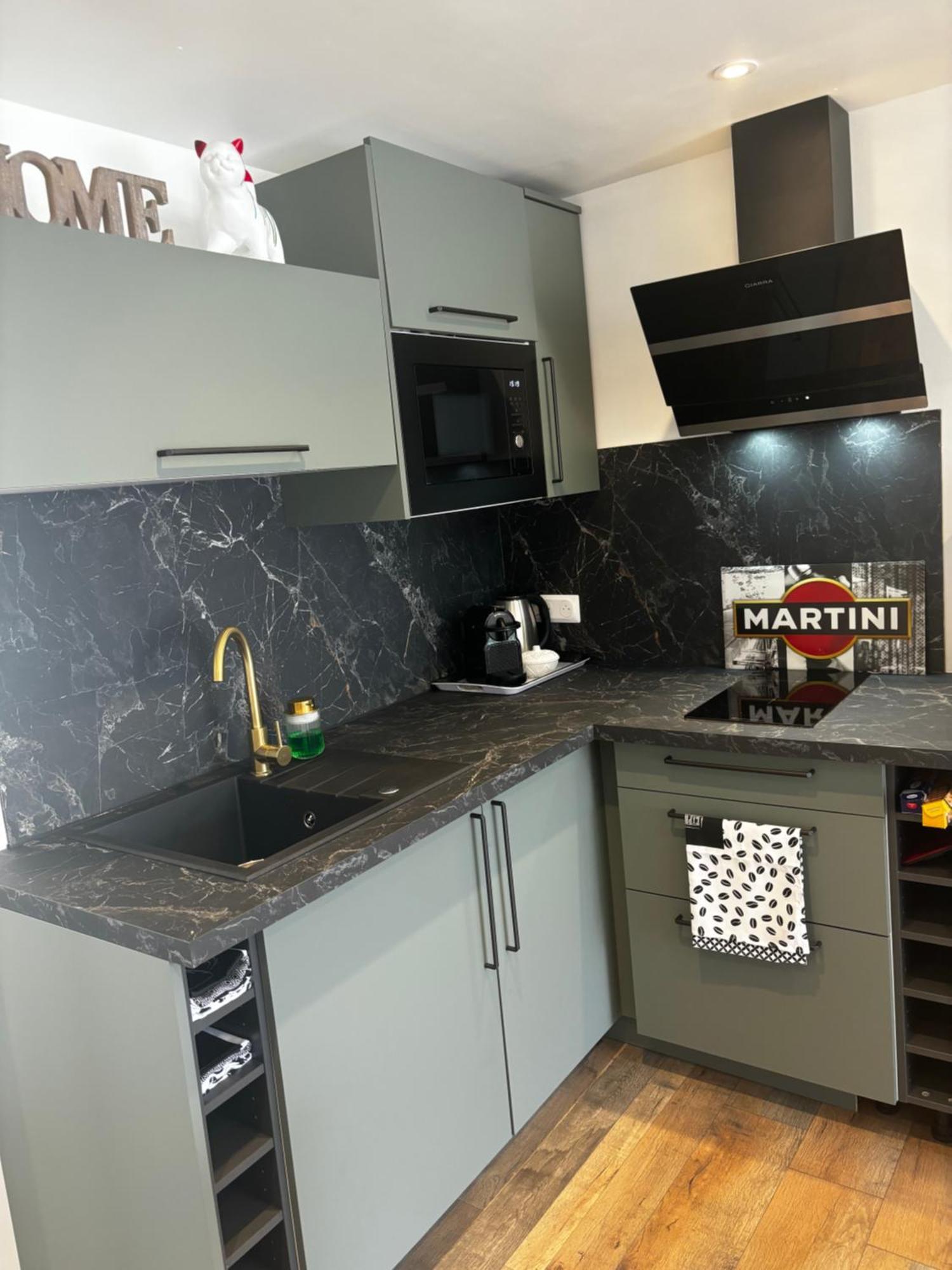 Logement Du Sud Avec Jacuzzi Sommières Exterior foto