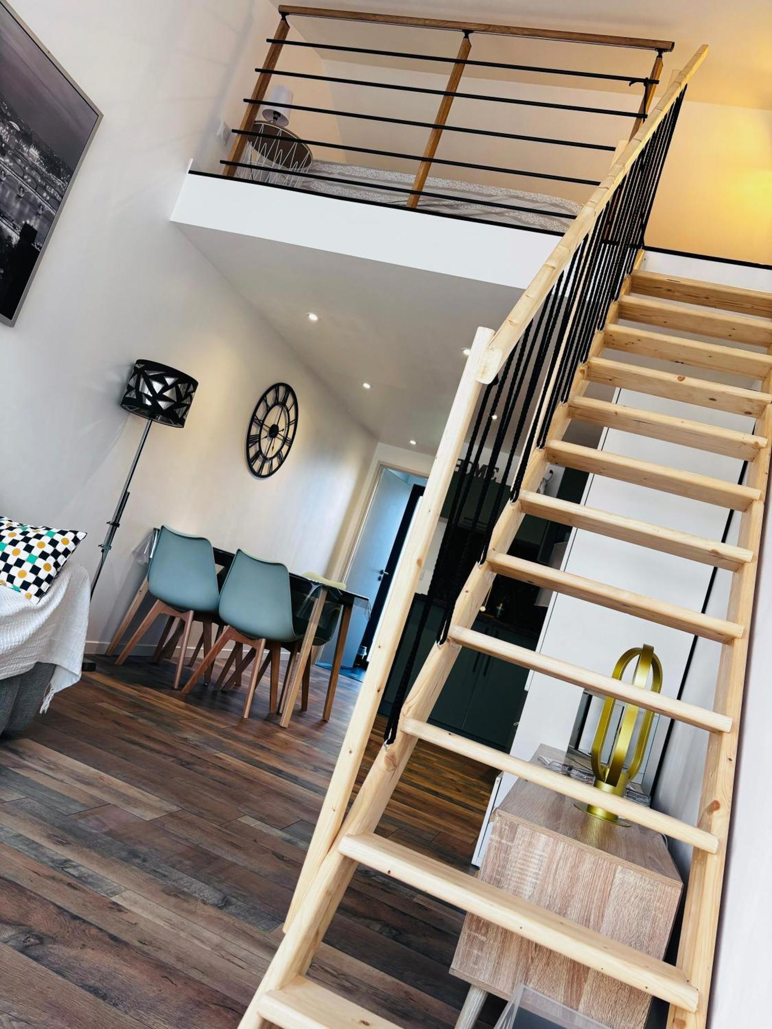Logement Du Sud Avec Jacuzzi Sommières Exterior foto